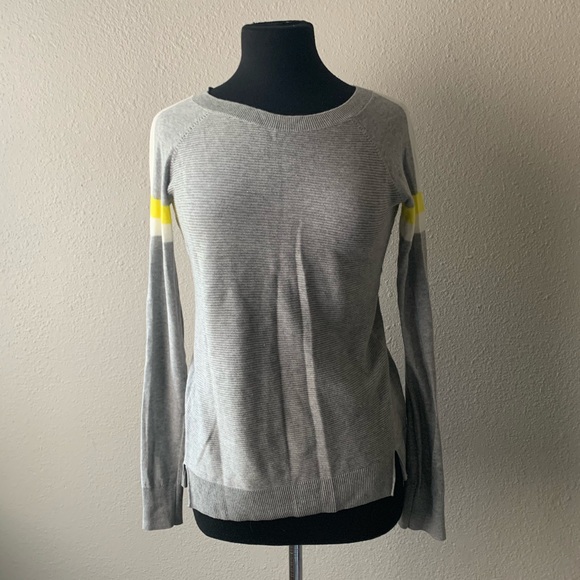 Trove Crewneck color block Sweater. Size M. - Picture 3 of 8